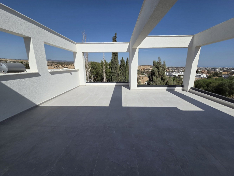 Пентхаус с 2 спальнями в Лимассоле