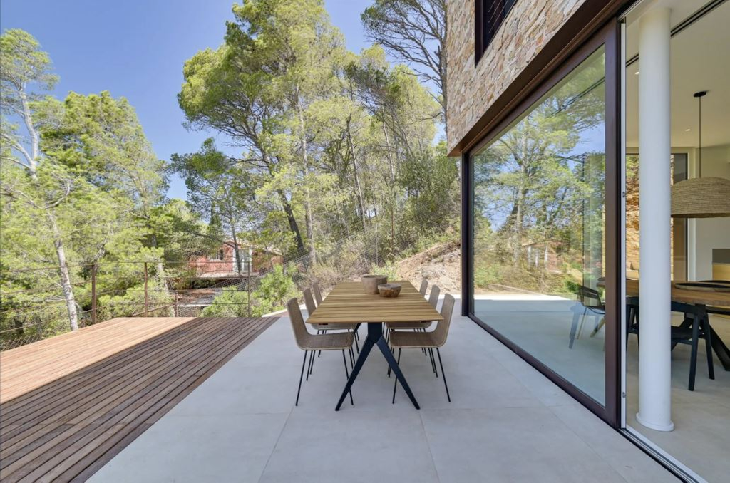 Вилла на побережье Коста Брава