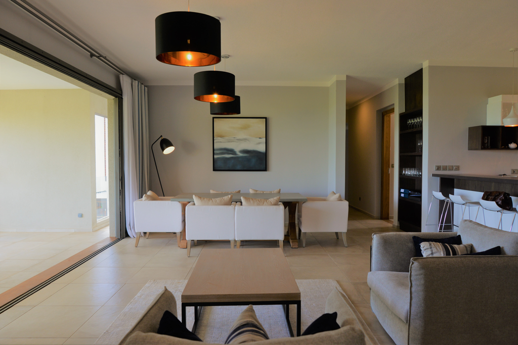 Mascarene Oceanfront Apartment