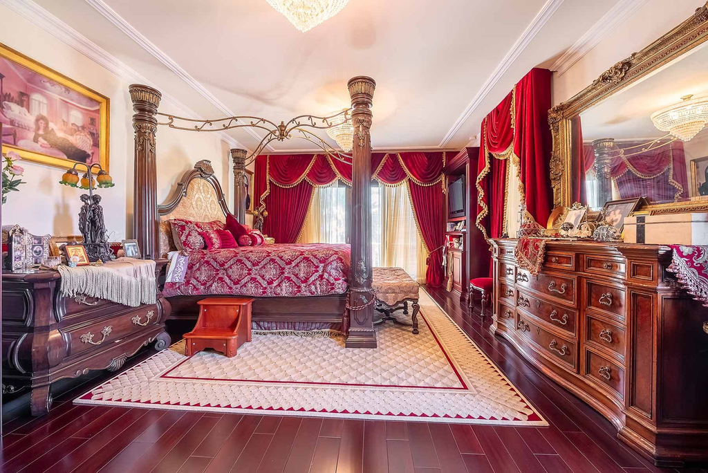 Вилла с 6 спальнями в Ларнаке