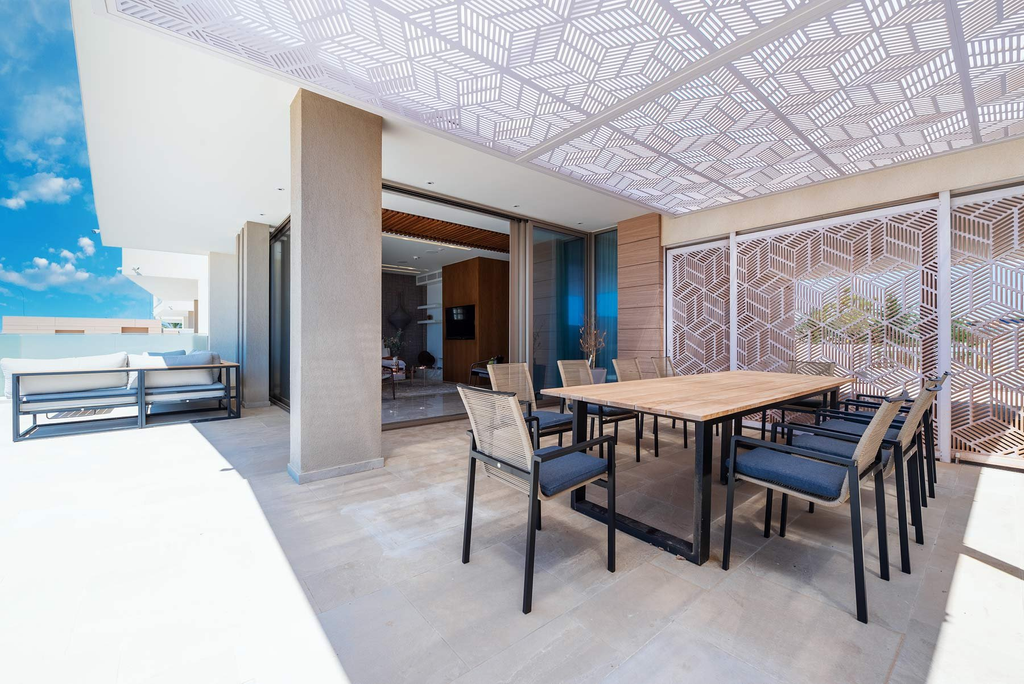 Вилла с 4 спальнями в Фамагусте