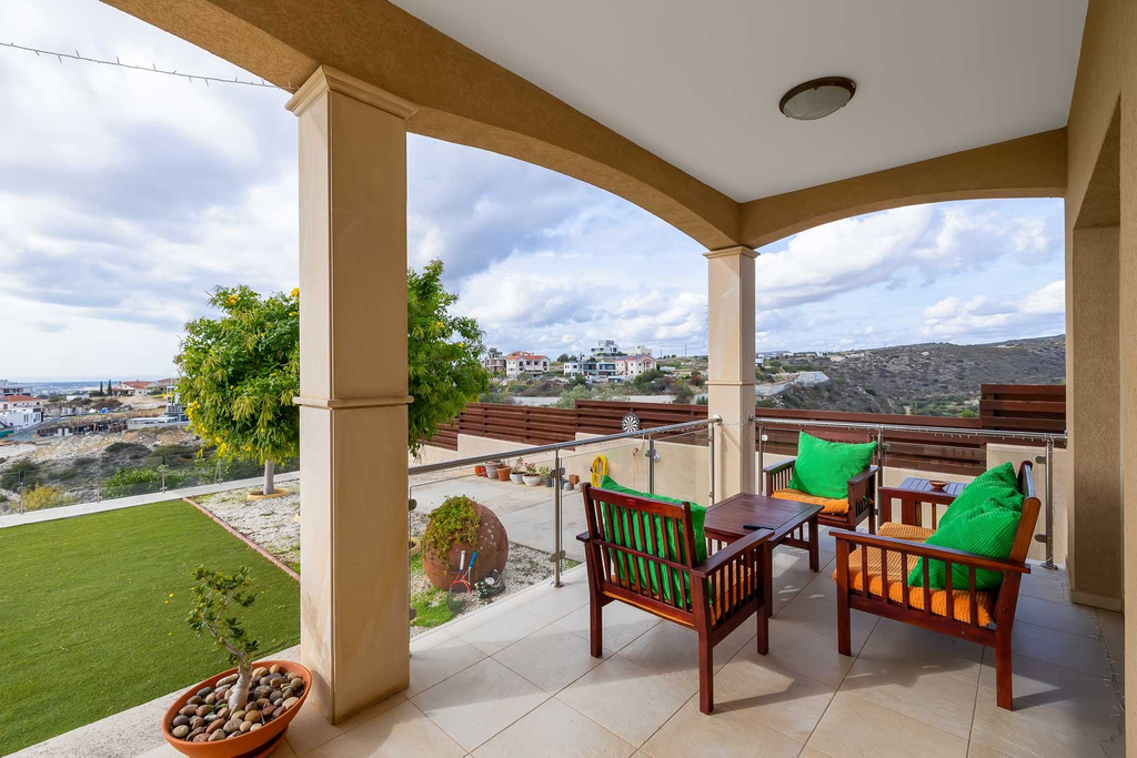 Вилла с 5 спальнями в Лимассоле