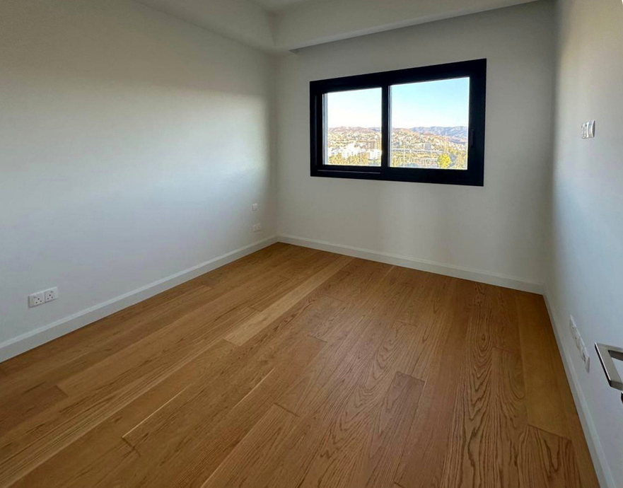 Апартаменты с 3 спальнями в Лимассоле